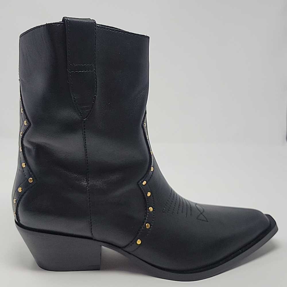 NWOB Rebecca Minkoff Leather Cowboy Bootie With Studs Size 7